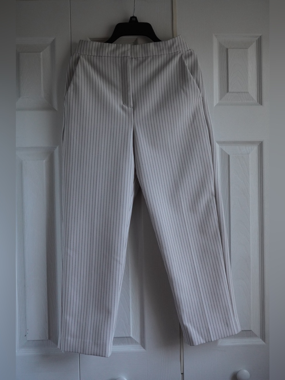 Express Super High Waisted White Pinstripe Straight Ankle Pants Size 0 Short
